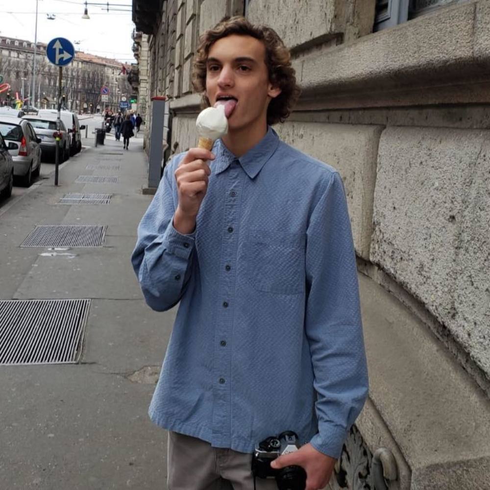 Meet your Posher, Collin